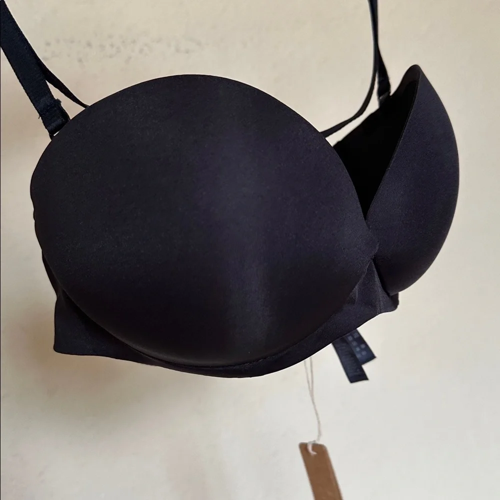 SKIMS ULTIMATE STRAPLESS PUSH-UP BRA STYLE: BA-BAN-3208 COLOR‎ ONYX SIZE 30D NWT - Picture 7 of 7